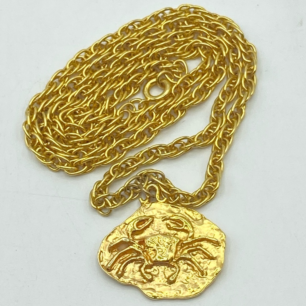 Gold Tone Cancer Crab Necklace Nugget Pendant Chain Astrology Zodiac Sign Birth